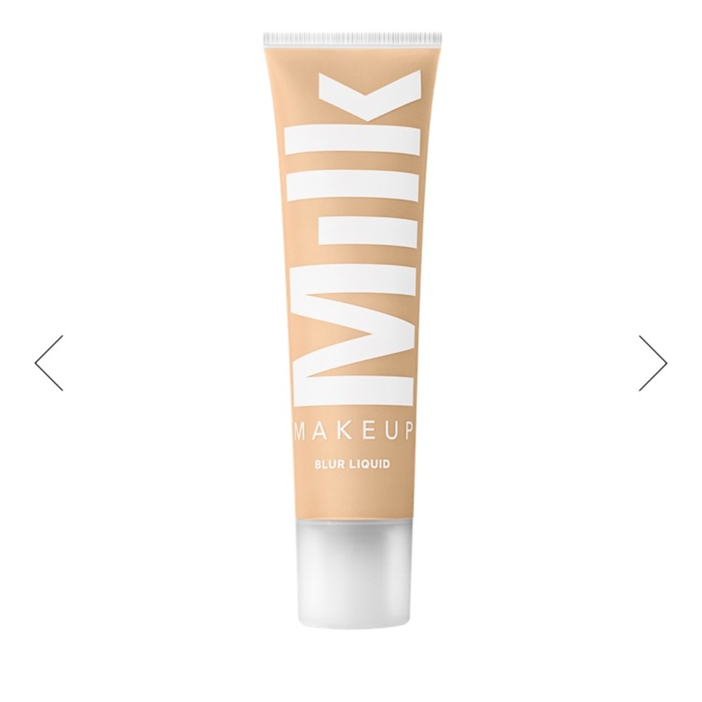 MILK Makeup BLUR LIQUID MATTE FOUNDATION~ Med lite